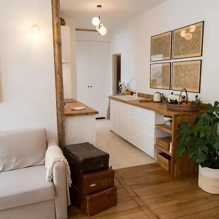 5-bedroom Apartment